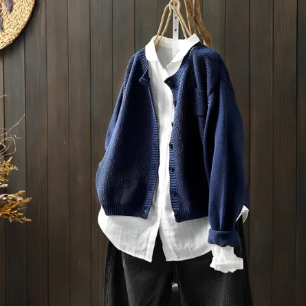 Amelia I Modern Retro-Chic Cardigan