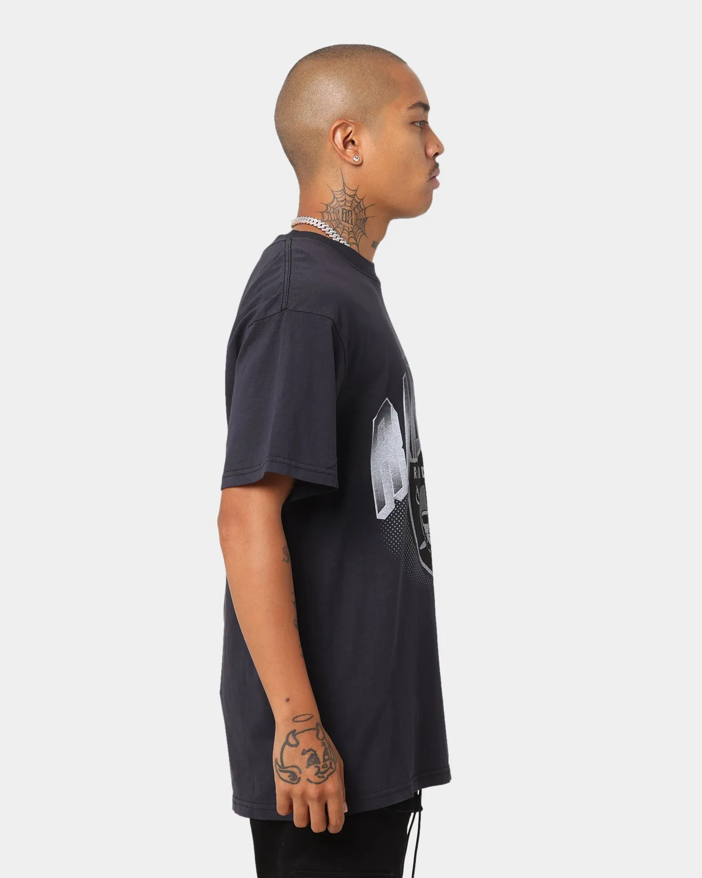 Majestic Athletic Las Vegas Raiders NFL Stripe Sleeve Oversized T-Shirt Faded Black