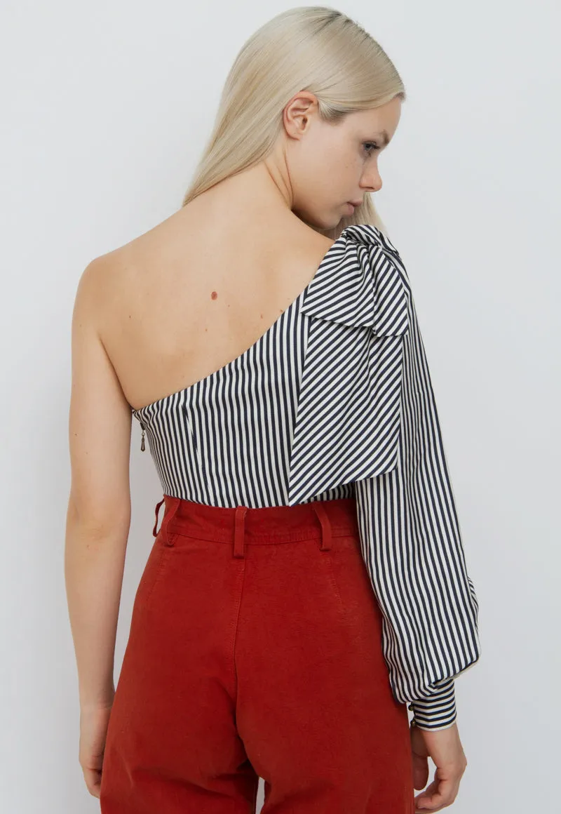 MAPLES TOP WITH TAGS