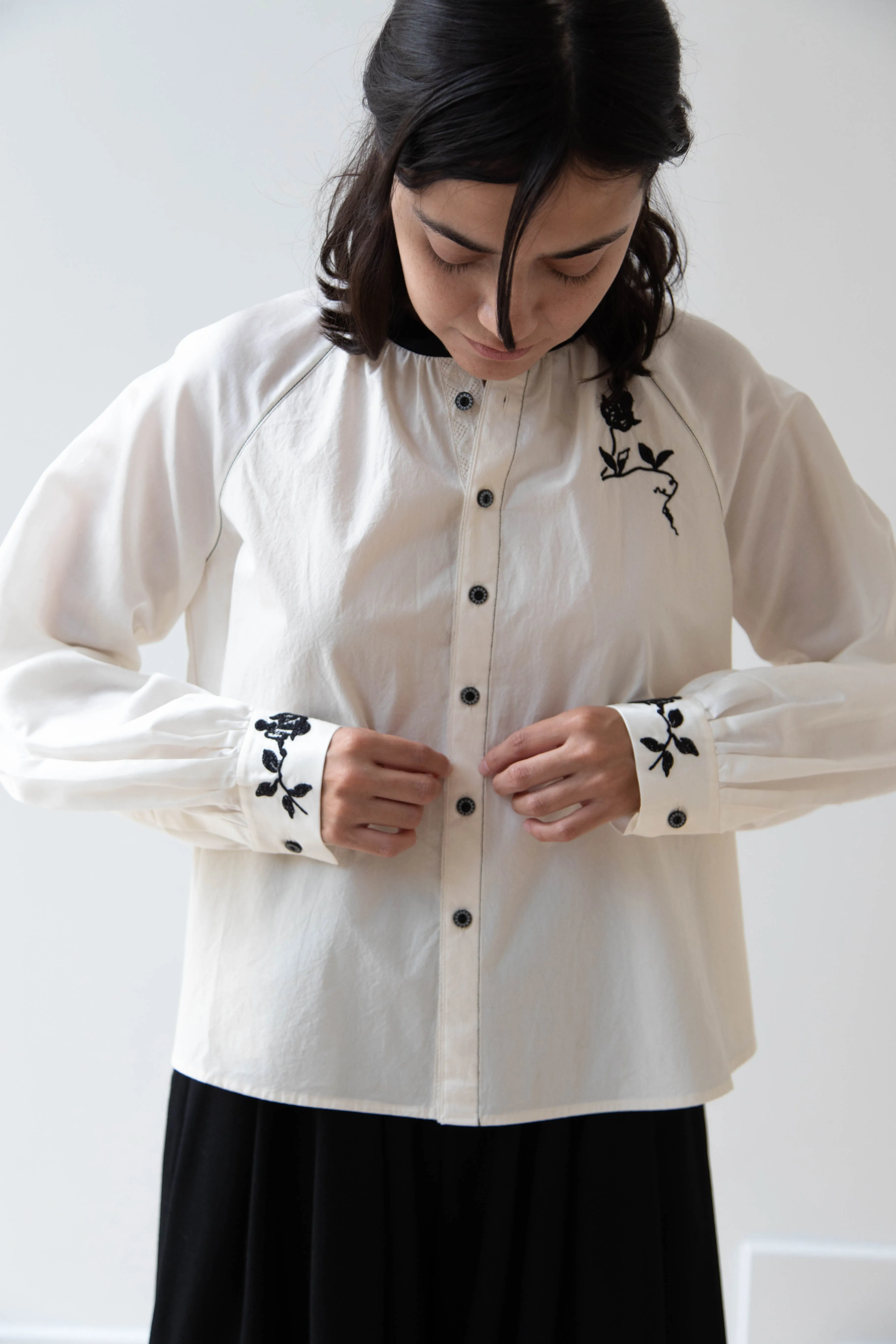Renli Su | Embroidered Blouse in Rice White
