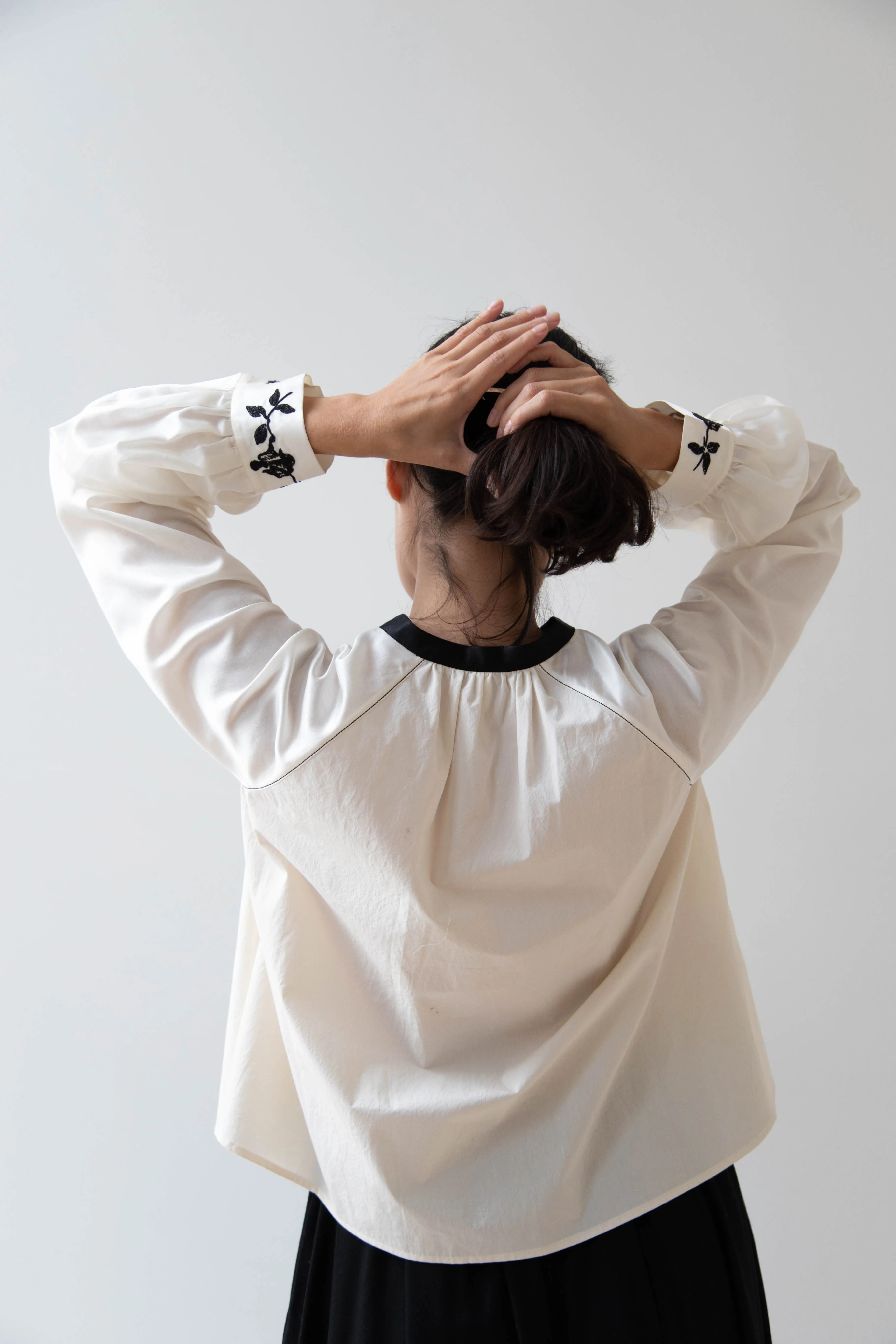 Renli Su | Embroidered Blouse in Rice White