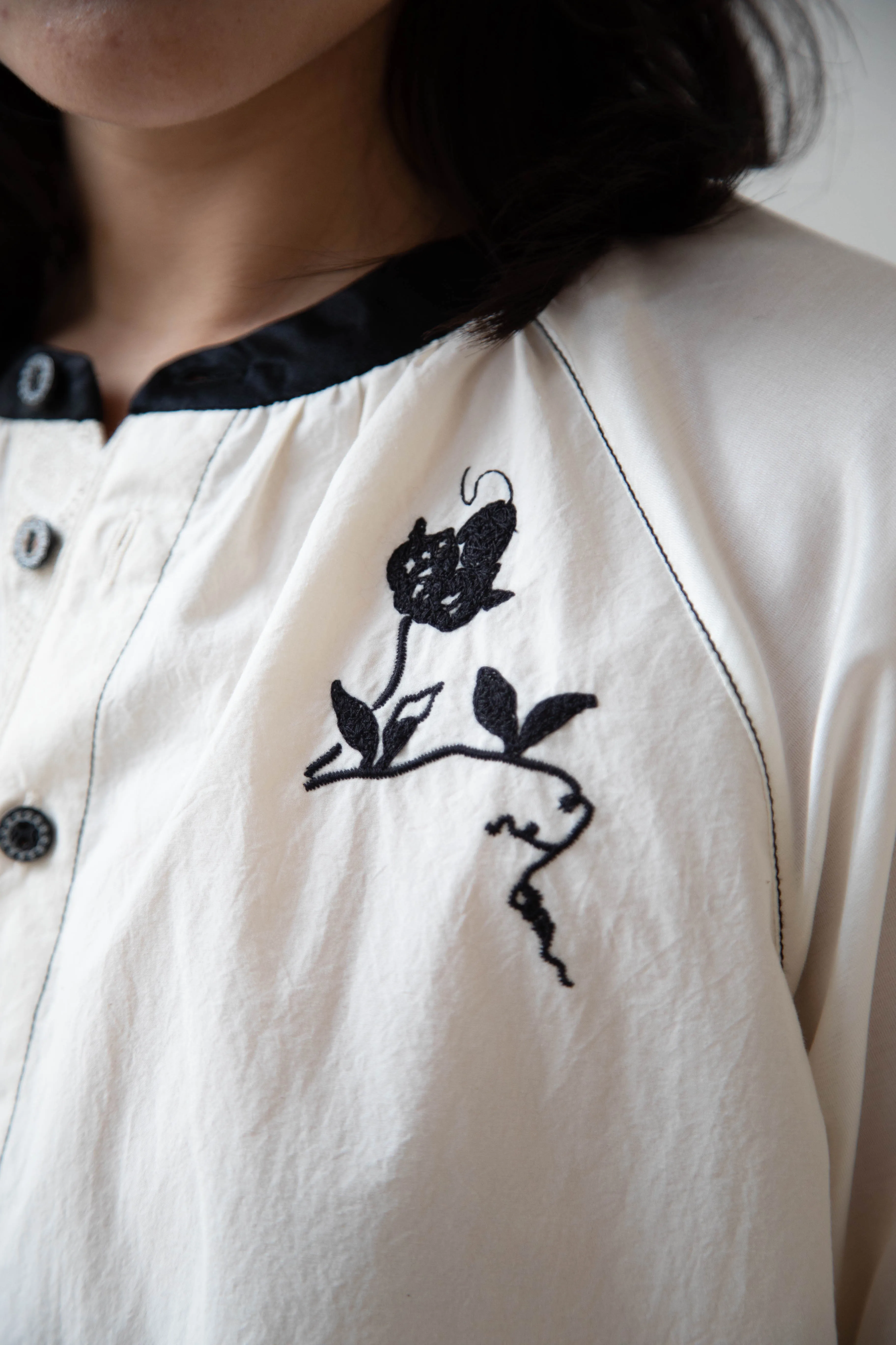 Renli Su | Embroidered Blouse in Rice White