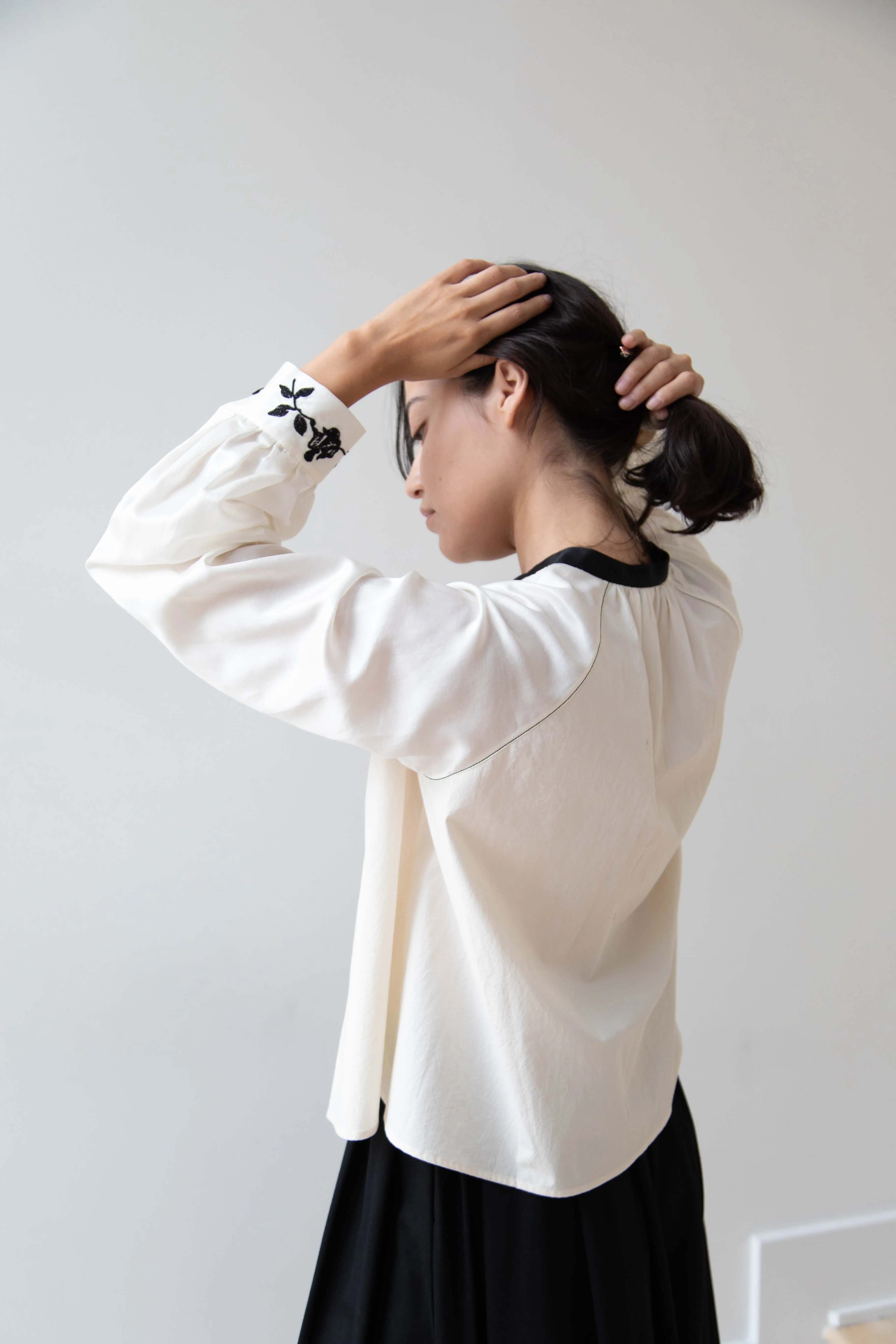 Renli Su | Embroidered Blouse in Rice White