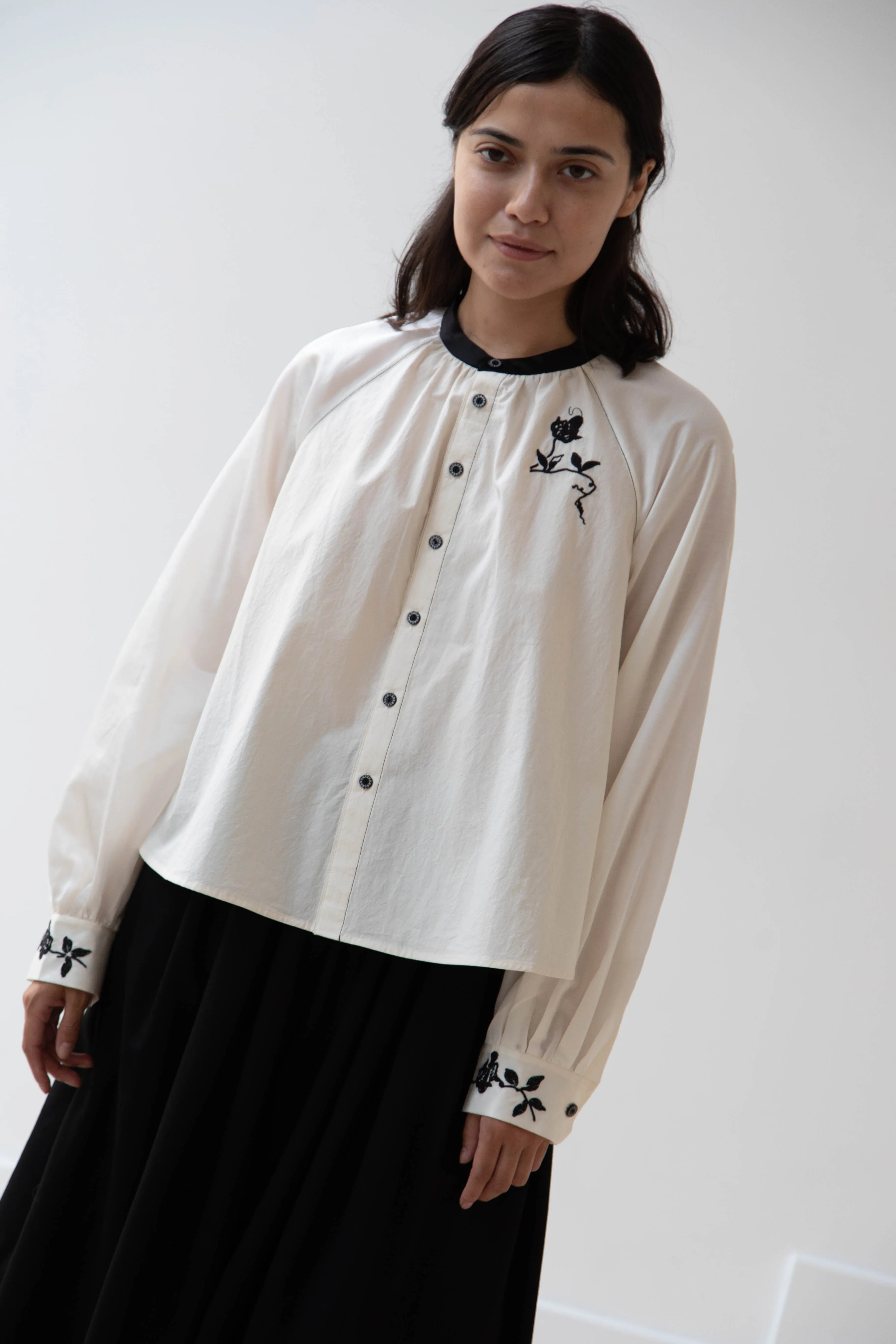 Renli Su | Embroidered Blouse in Rice White