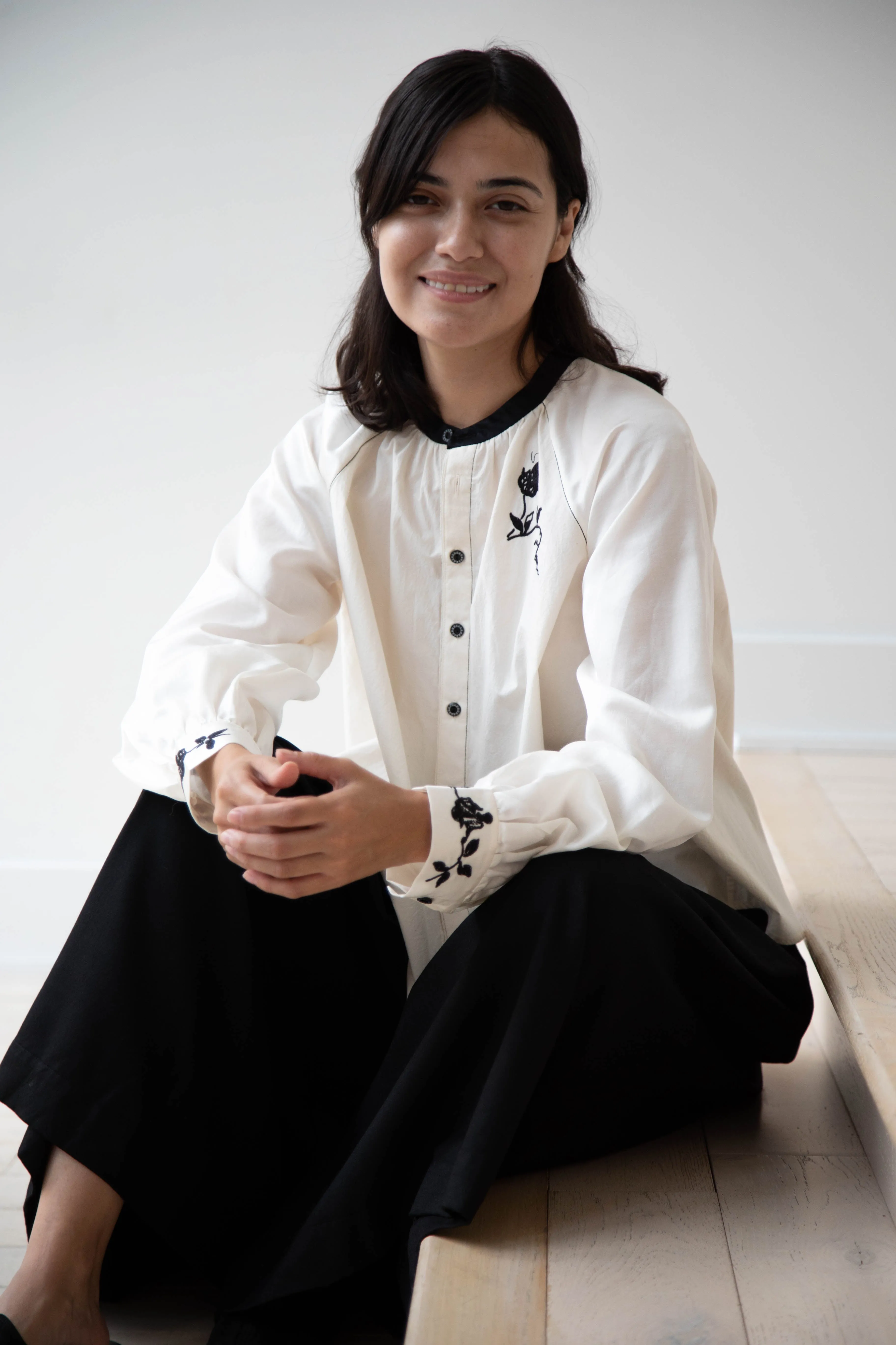 Renli Su | Embroidered Blouse in Rice White