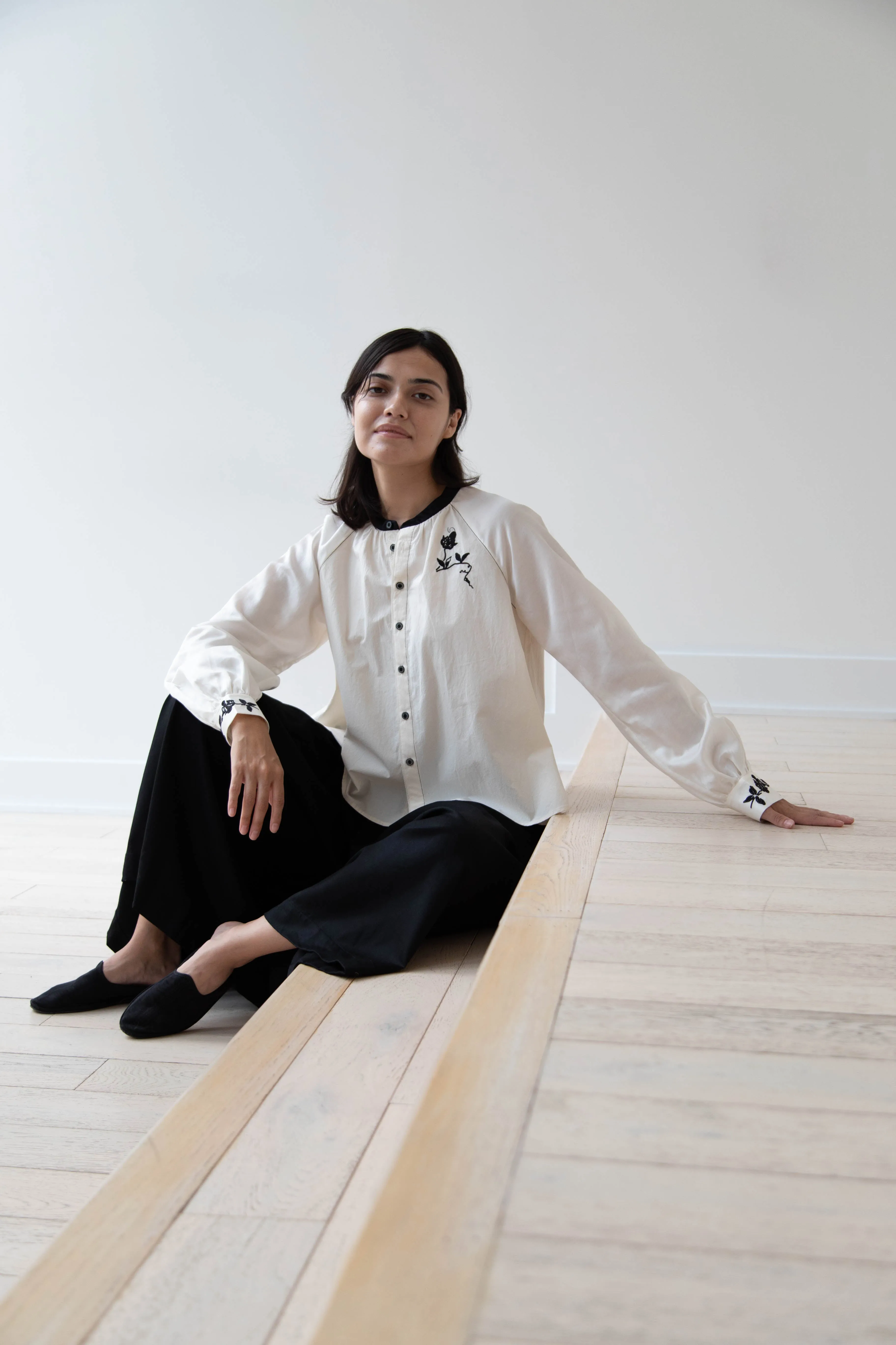Renli Su | Embroidered Blouse in Rice White