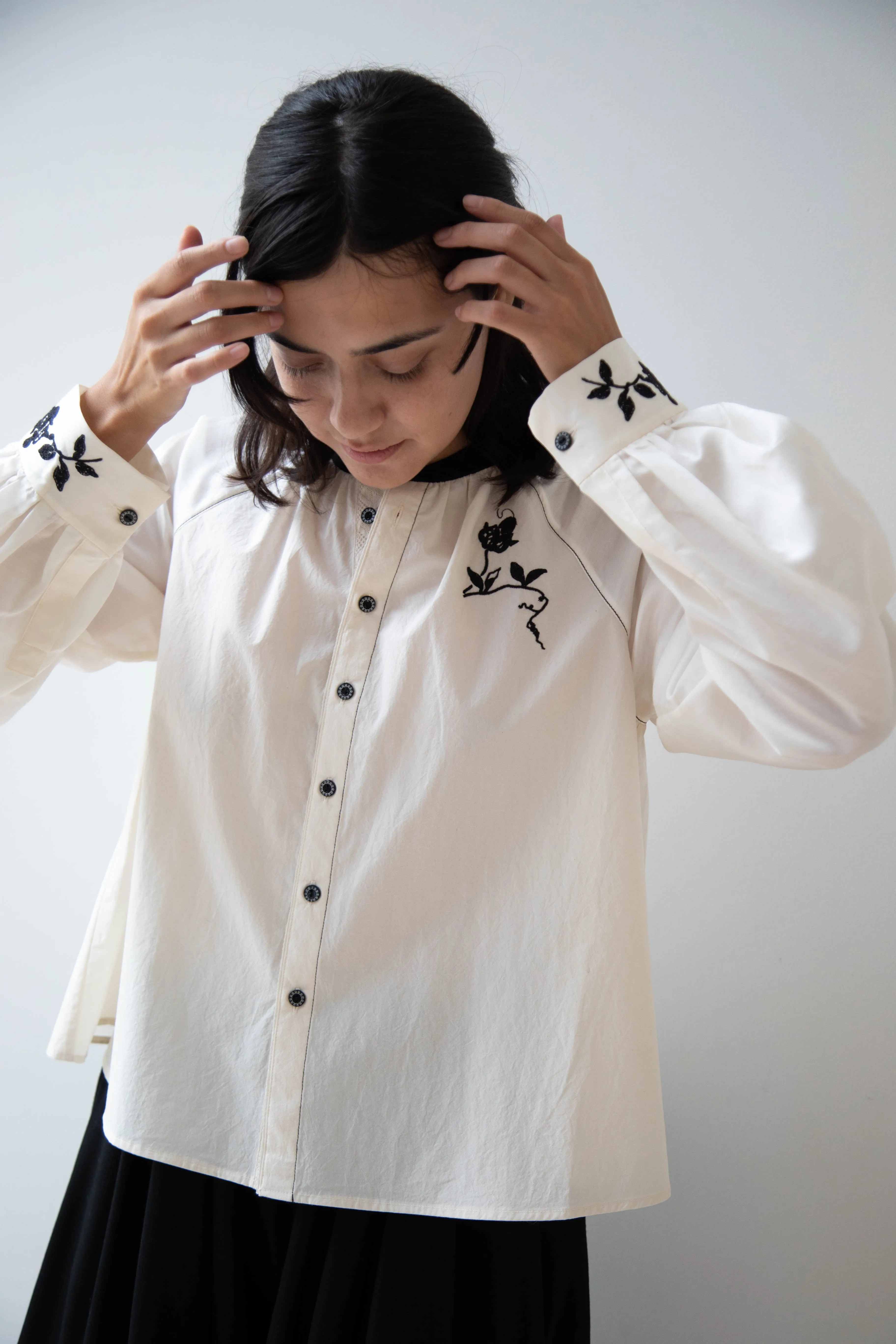 Renli Su | Embroidered Blouse in Rice White