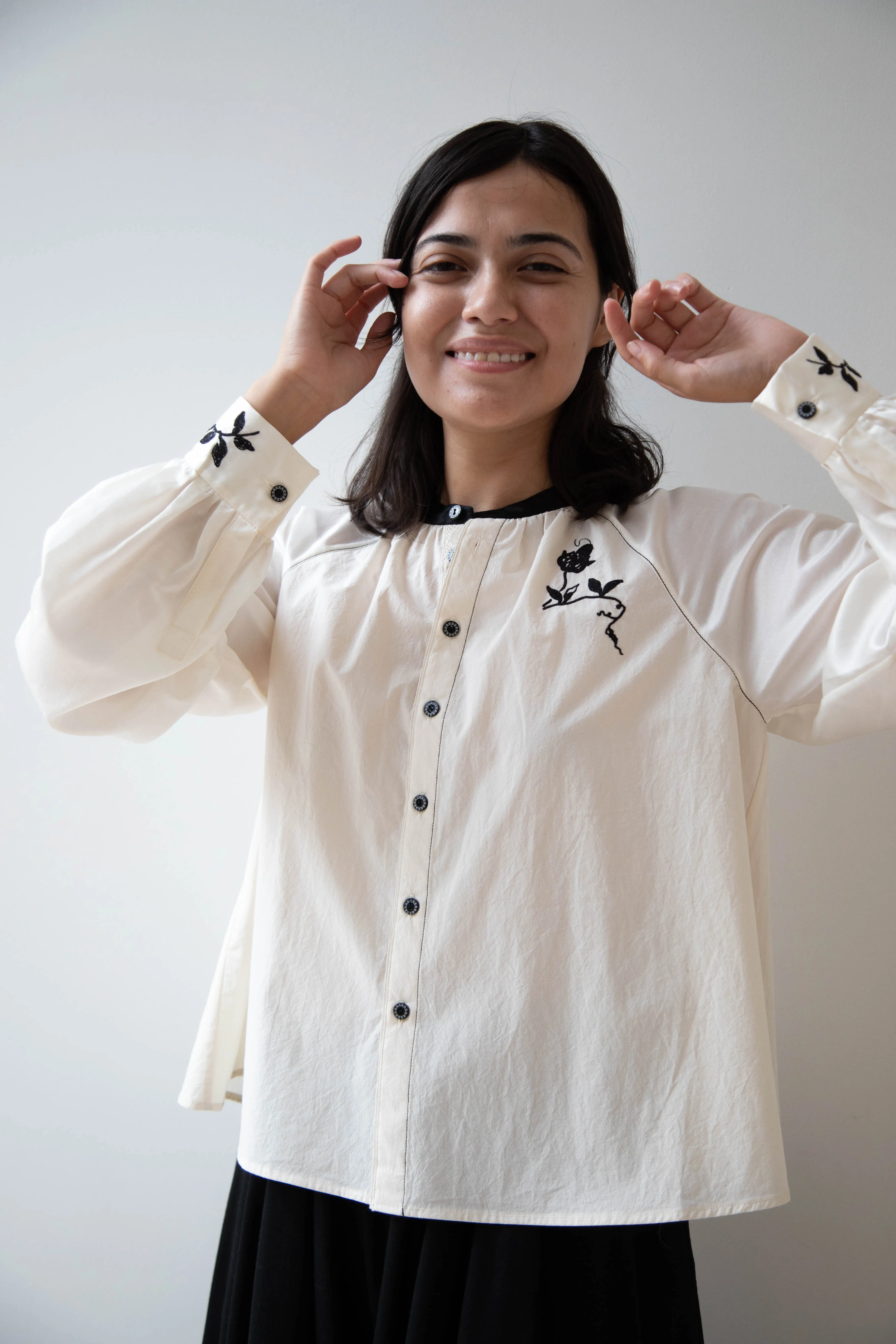 Renli Su | Embroidered Blouse in Rice White