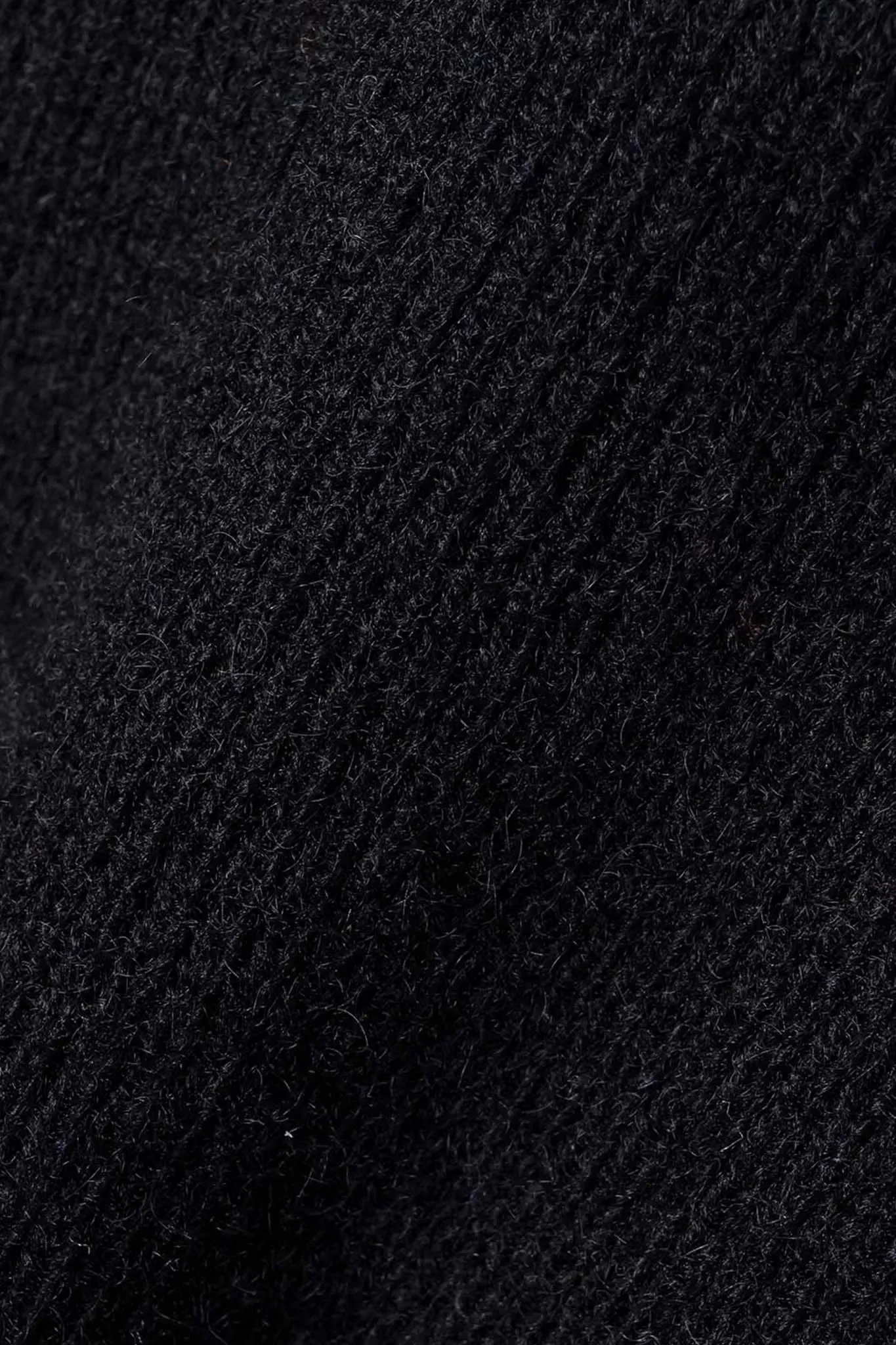 Slim Turtleneck Cashmere Sweater with Thumb Holes
