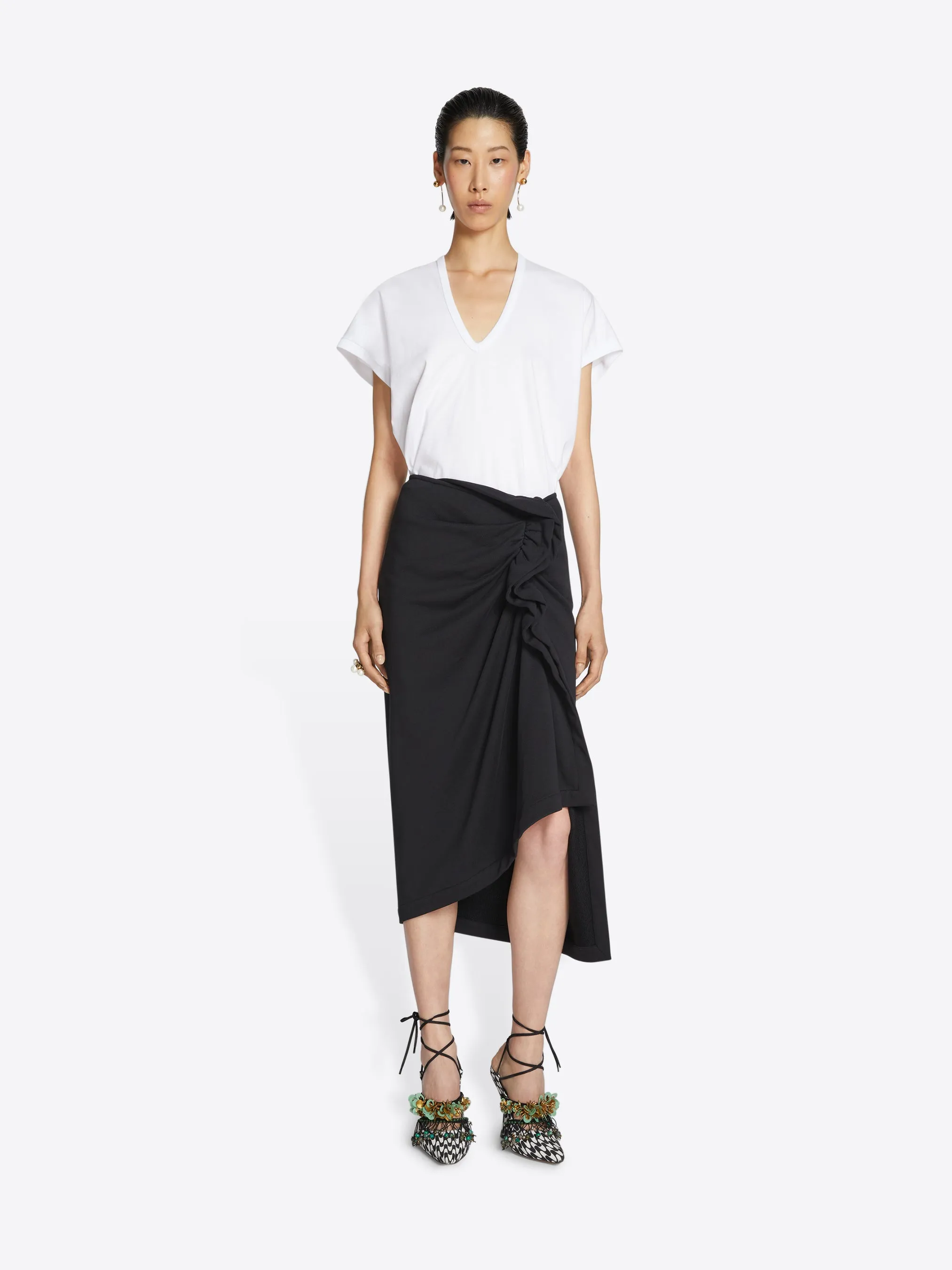 V-neck tee